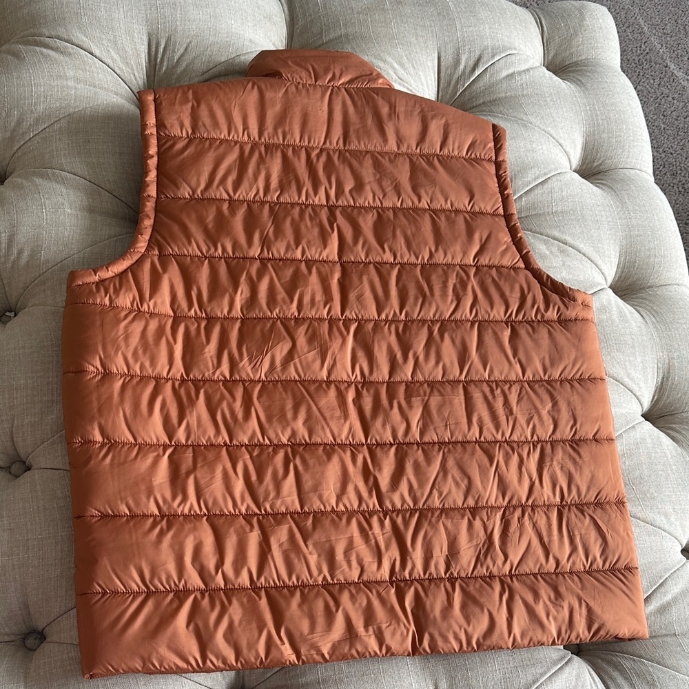Michael Kors Copper Puffer Vest - Picture 5 of 10